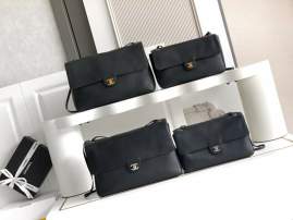 Picture of Chanel Handbags _SKUfw242732068fw